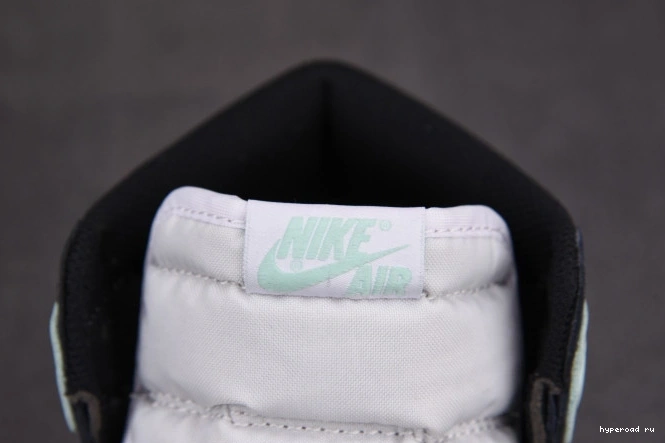 Igloo 1 Jordan High 861428-100 Retro 0711